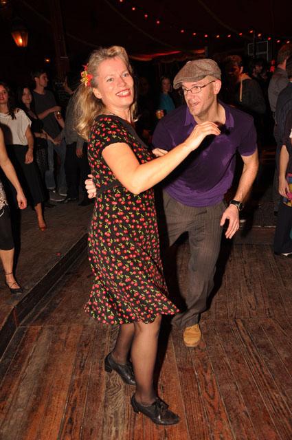 min 2011 12 10 cabaret sauvage 271